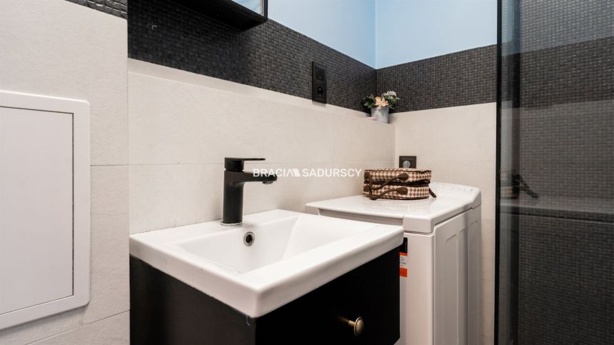 Cisza, widok, balkon,tramwaj - kawalerka miniaturka 15