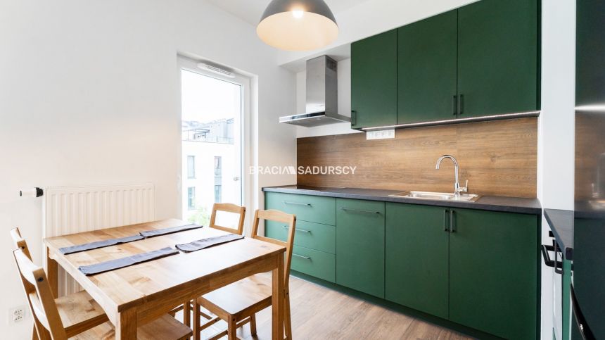 fajne 2 pokojowe na Zabłociu miniaturka 2