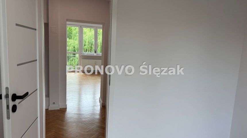 Luksusowe 2 pokoje z balkonem i zielenią ul.Zdrowa miniaturka 13