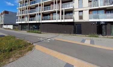 Lokal parterowy, frontowy 404 m2 nowe budownictwo