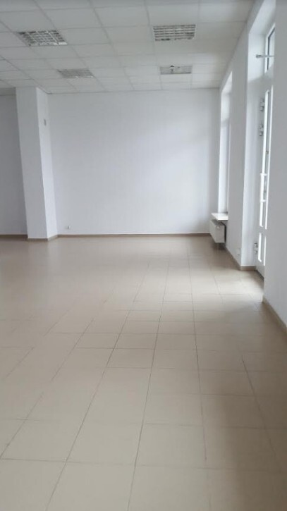 Atrakcyjny lokal użytkowy w centrum Radzymina miniaturka 3