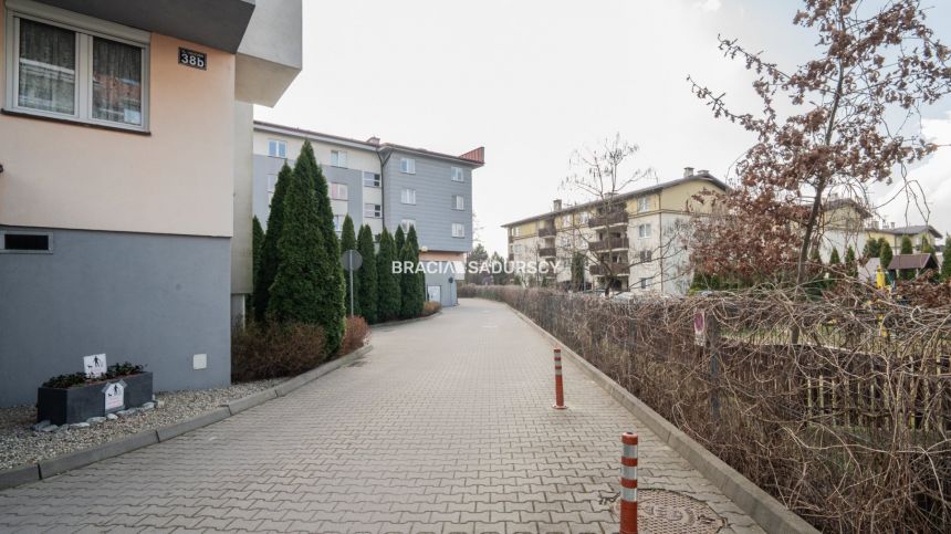 3 pokoje na Ruczaju – idealne dla rodziny lub inwe miniaturka 19