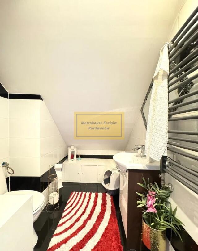 Dom 180m2, Zakopiańska, 12a działka, 3kondygnacje, garaż. miniaturka 14
