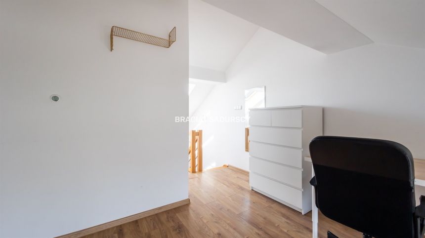 Komfortowy apartament koło Parku Bednarskiego miniaturka 27