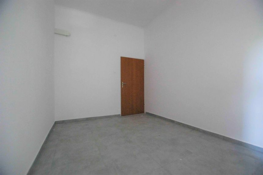 Lokal parterowy w centrum  67 m2 miniaturka 7