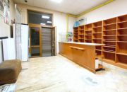 Lokal parterowy w Centrum, 2 wejścia, parking miniaturka 1