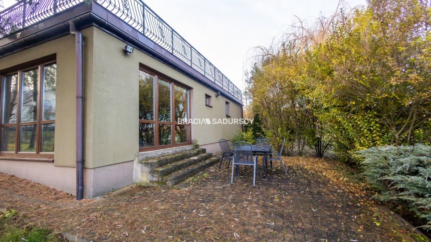 Dom wolno stojący o pow. użytkowej ok. 211,5 m2 miniaturka 19
