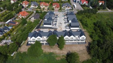 Nowe kameralne osiedle , 6 km od centrum miasta