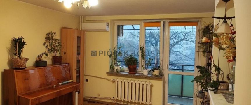 4-pokojowe mieszkanie na Pradze-Południe - zdjęcie 1