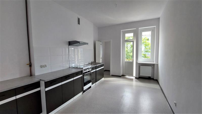 3 - pokojowe mieszkanie Gdynia Działki Leśne 80 m2 miniaturka 1