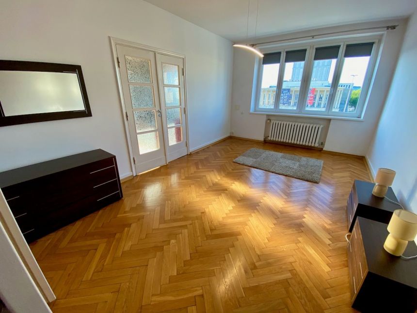 Narutowicza, przestrzeń i panorama Łodzi za oknem miniaturka 7