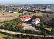 Hotel i duży garaż, blisko jeziora. miniaturka 3