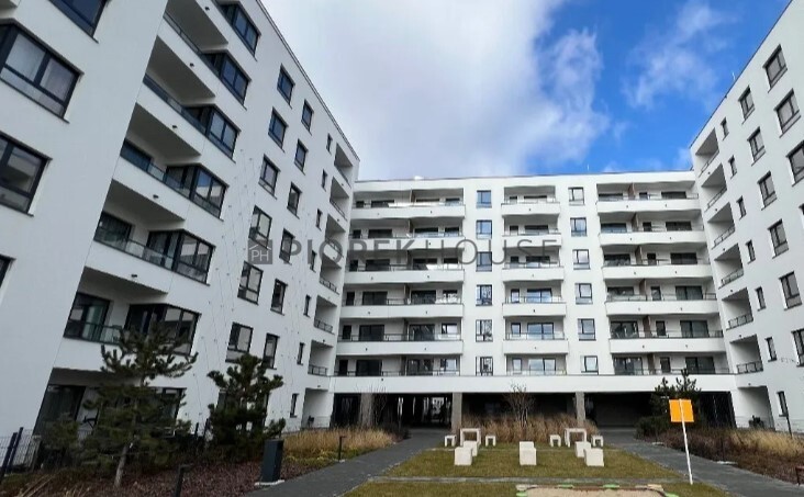 3-pokojowe mieszkanie na Włochach miniaturka 12
