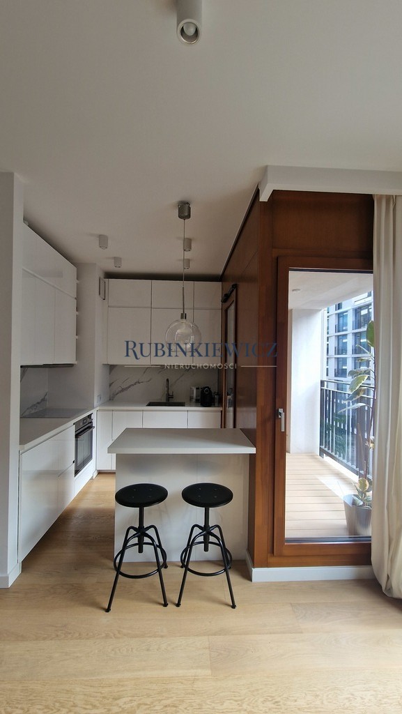 KOMFORTOWY APARTAMENT 2 pokoje ul. Krochmalna miniaturka 15