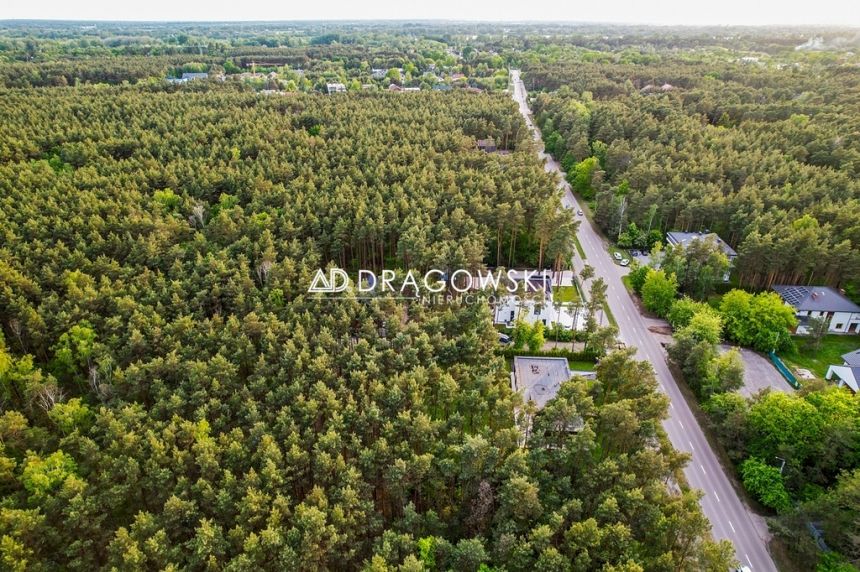 Działka pod dom w piękniej okolicy otoczona lesem miniaturka 4
