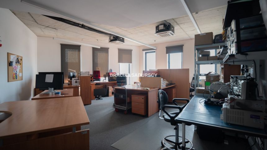 Lokal biurowo-magazynowy, 299m2, winda, dwa piętra miniaturka 22