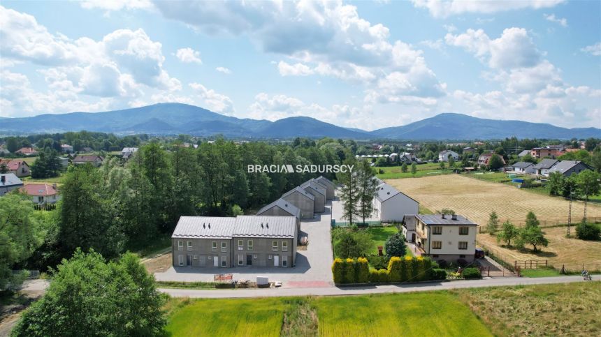 Dwupoziomowy apartament w Łodygowicach miniaturka 24