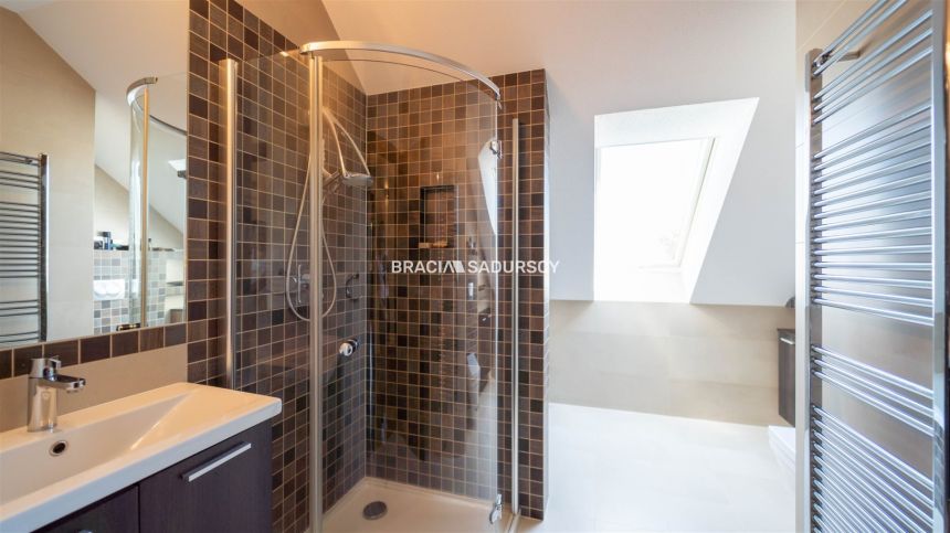 Rezydencja 420m2, 28 arów, 8 pokoji miniaturka 37