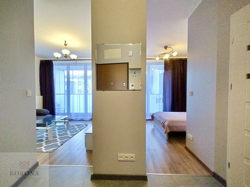 2 pokojowe mieszkanie w apartamentowcu Muranów miniaturka 10