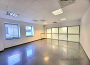 3 pokojowe biuro w centrum. Nowoczesny budynek z windą miniaturka 1