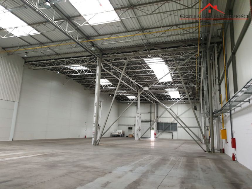 Hala /Magazyn 1539 m2 / 4550 m2/ 300 m2 + Biura miniaturka 9