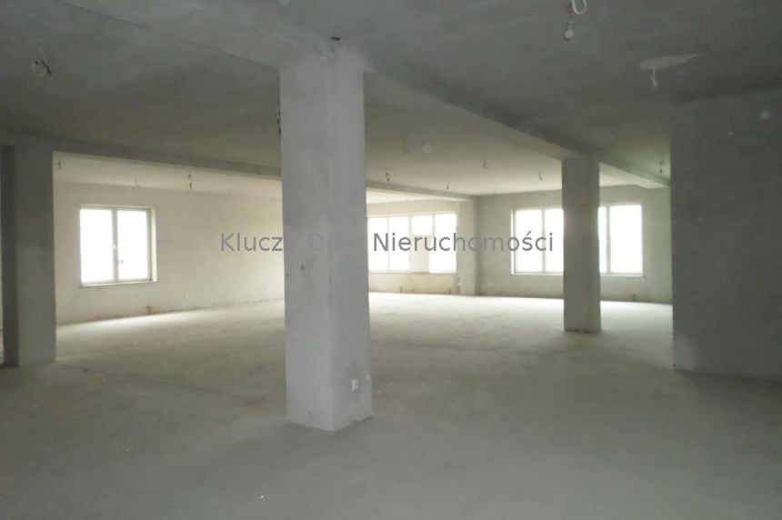 Piaseczno 10 000 zł 270 m2 miniaturka 1