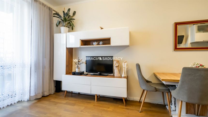 2-pokojowe mieszkanie z balkonem! miniaturka 9