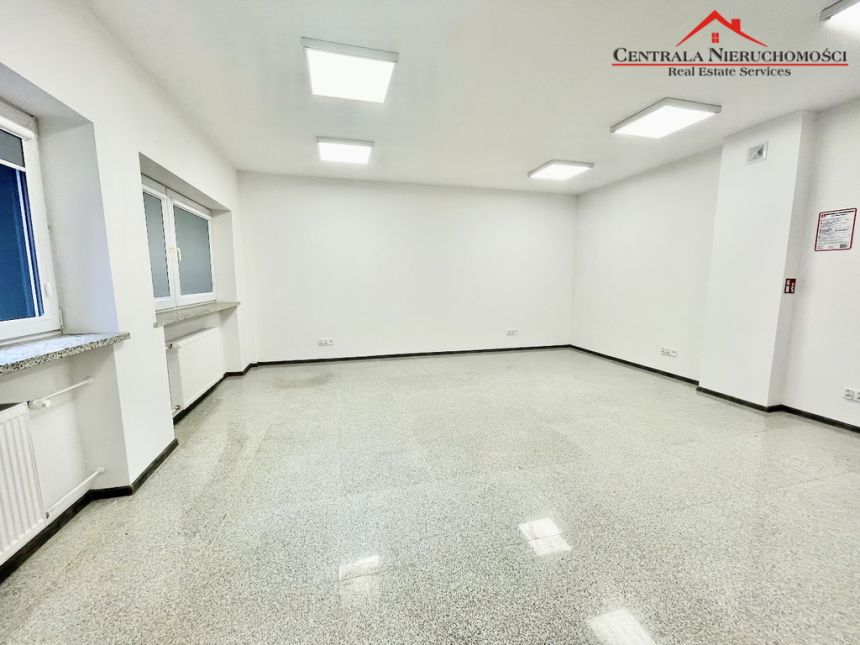 Lokal biurowy 70m2 na parterze miniaturka 6