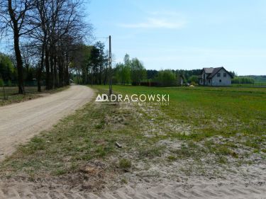 Działka 5133  m2  w Zalesiu gm. Stanisławów