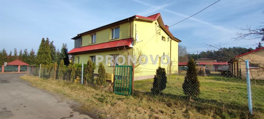 Dom z budynkami i ogrodem w Szczecinie Prawobrzeże - zdjęcie 1
