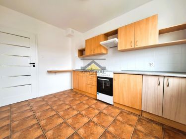REZWERWACJA 2 pokoje,1 pietro, duża loggia,Górczyn