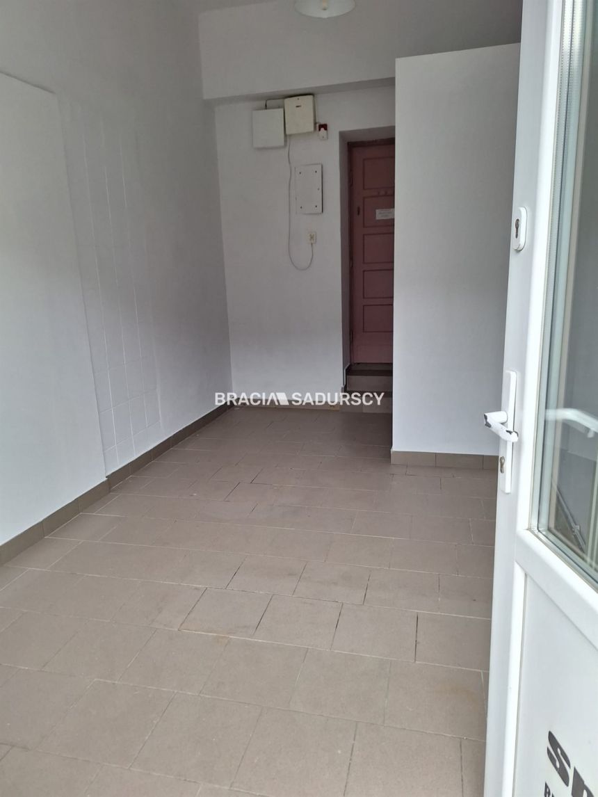 Kraków, 1 200 zł, 13 m2, stan bardzo dobry miniaturka 3
