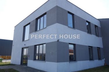 Przy S11 ! Obiekt biurowy 216 m2