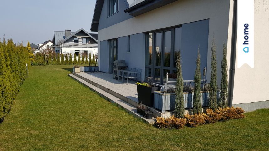 Wolnostojący, 6 pokoi z dużym garażem miniaturka 4
