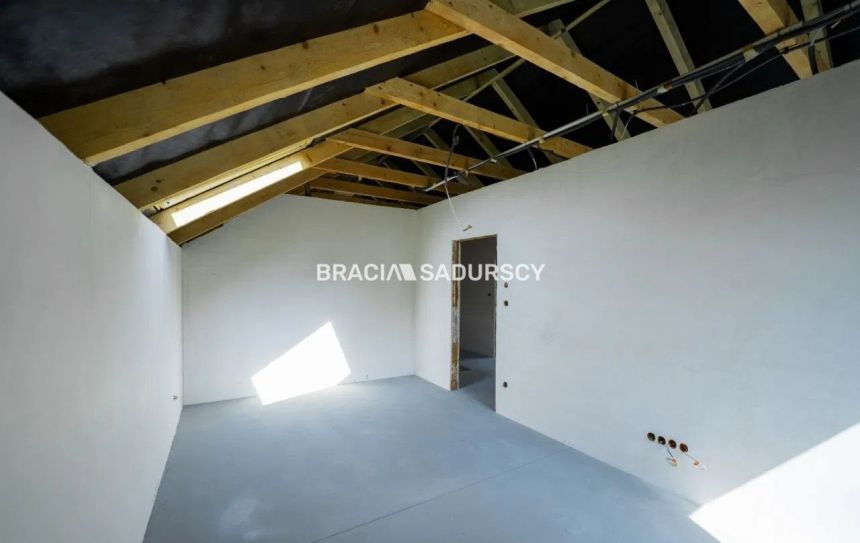 Nowoczesny dom wolnostojący – Gdów 124,6 m²! miniaturka 7