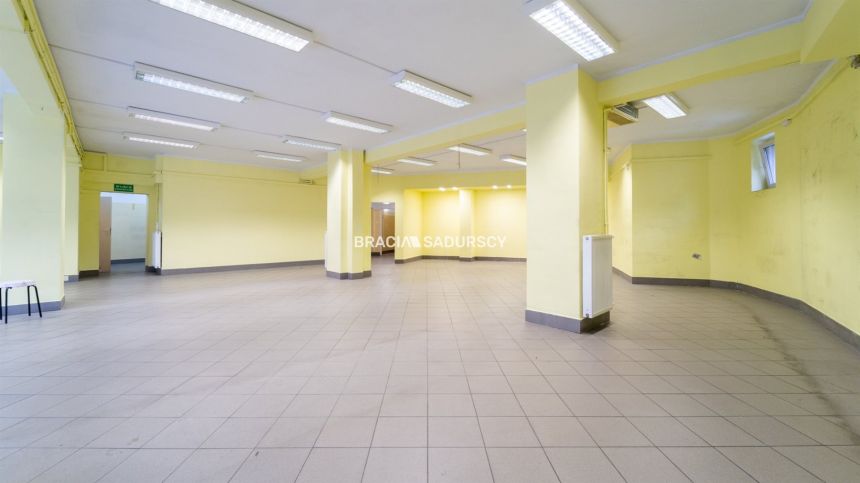 Lokal / 250 m2 / parter / witryna / centrum miniaturka 5