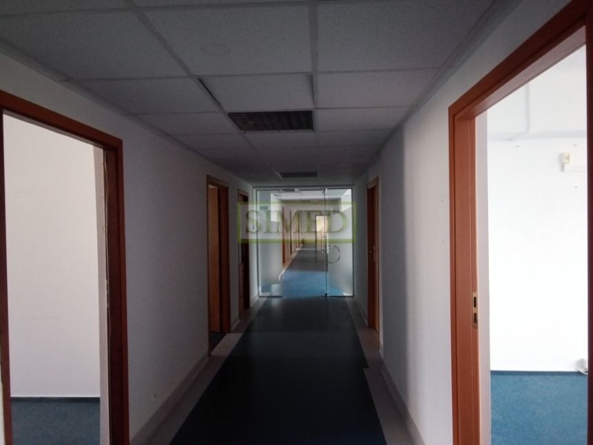 Biuro , pełna infrastruktura ,ochrona ,dostęp24h miniaturka 8