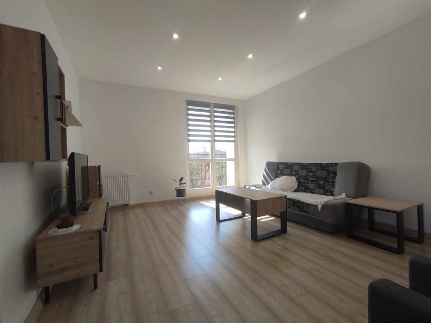 Sosnowiec Pogoń, 1 500 zł, 50 m2, umeblowane miniaturka 4