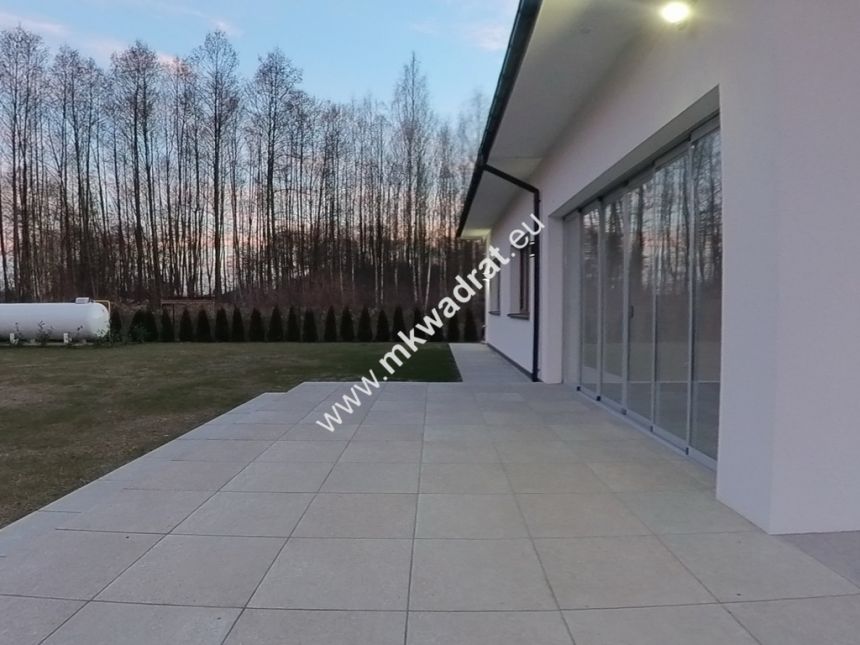 Piękny dom parterowy 180 m2 - Adamów Parcel, gm. R miniaturka 8