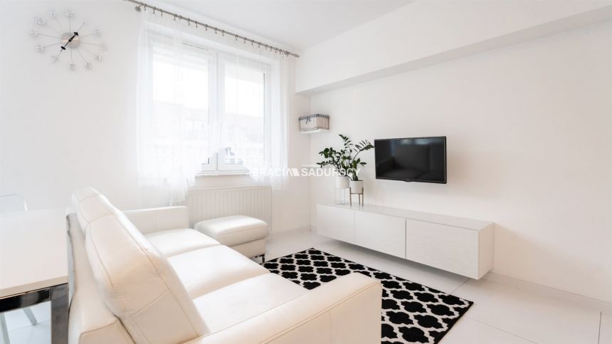 Wysoki standard| Jasne| Duży balkon miniaturka 2