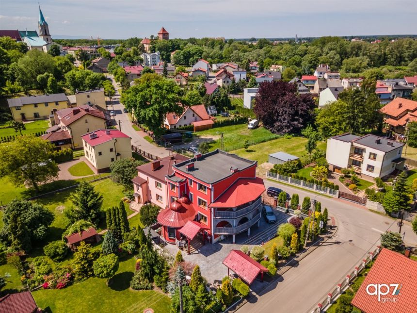 Oryginalna zabudowa i niebanalne wykończenie miniaturka 1