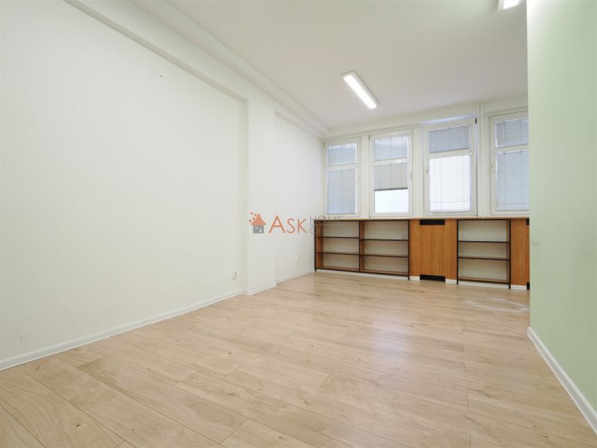 Wrocław Krzyki, 900 zł, 18 m2, pietro 8 miniaturka 3