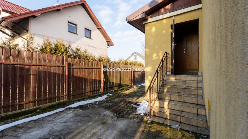 Dom wolnostojący w Zielonkach, duża działka miniaturka 32
