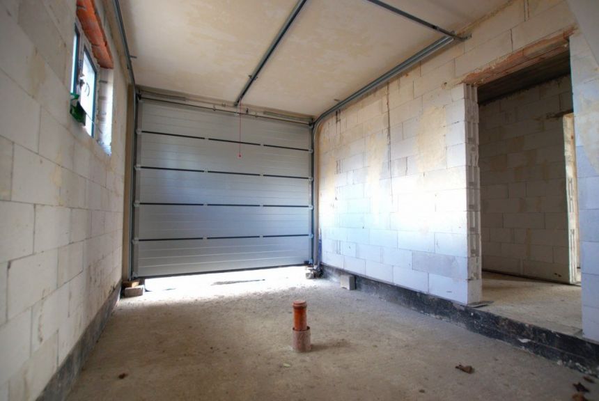 Nowy dom wolnostojący, działka 700 m2 Piekoszów miniaturka 9