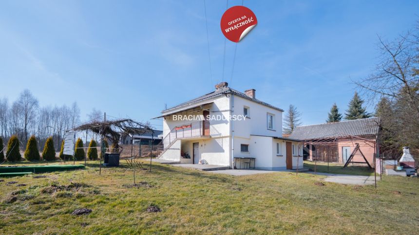 Urokliwa działka w zacisznym miejscu, przy lesie. - zdjęcie 1