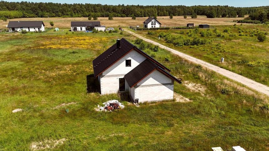 Mały dom w Białuniu na dużej działce Tanio - zdjęcie 1