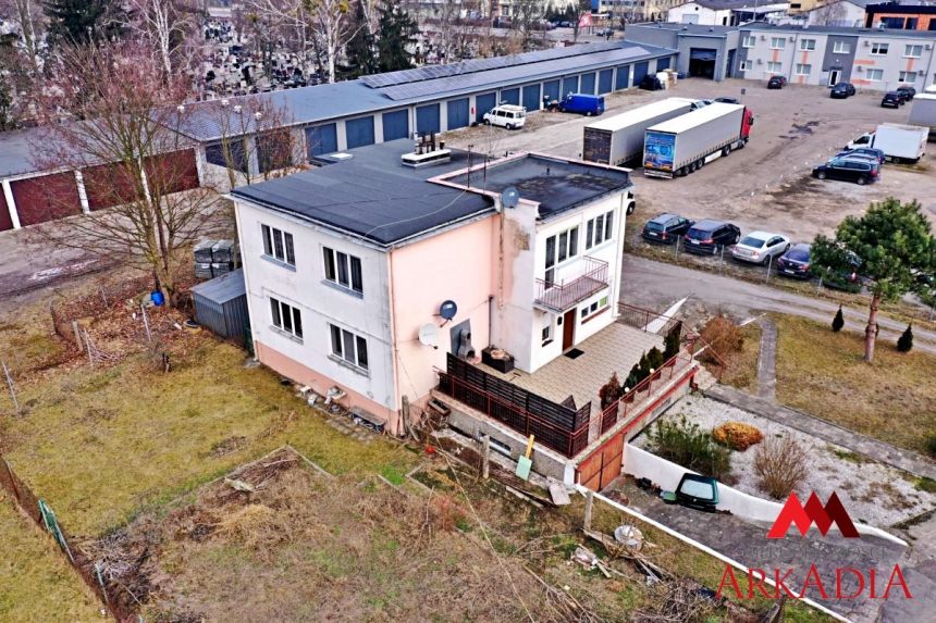 Na sprzedaż przestronne mieszkanie z garażem! miniaturka 12