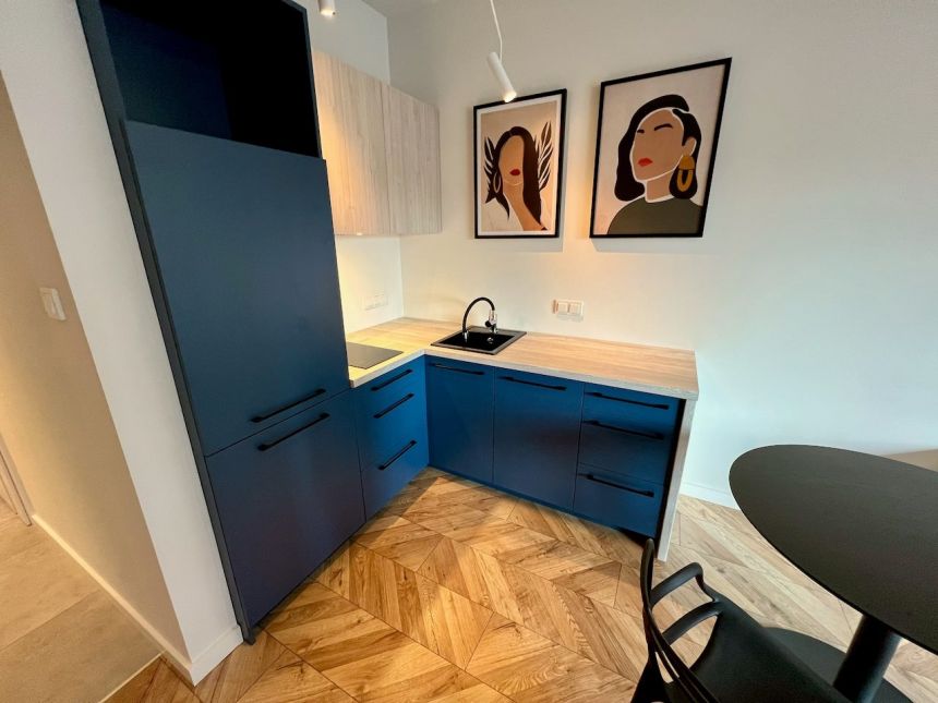 Nowoczesny kompaktowy apartament w Central Park miniaturka 18