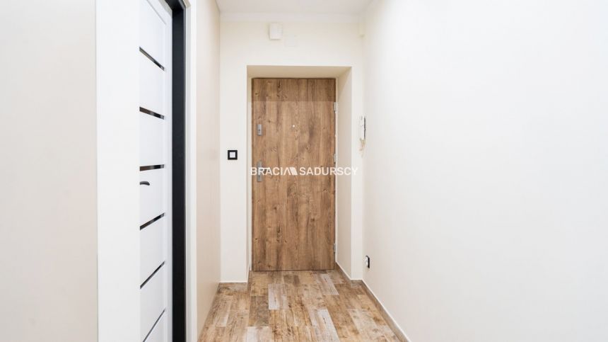 Świetna Lokalizacja,Mieszkanie po Remoncie Skawina miniaturka 26