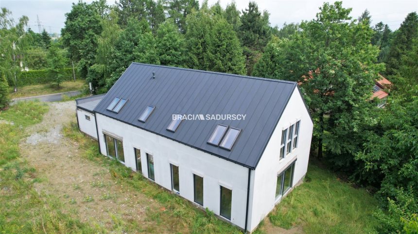 Dom jednorodzinny z basenem miniaturka 5